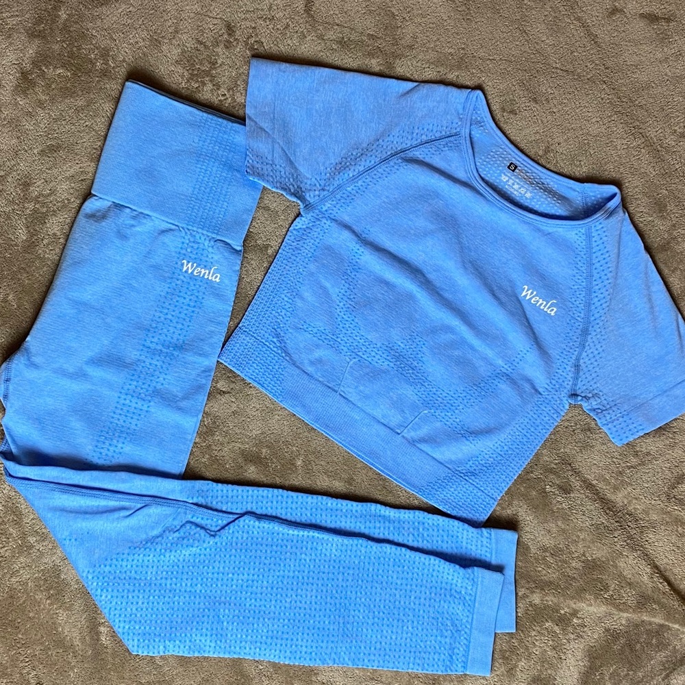 Seamless set